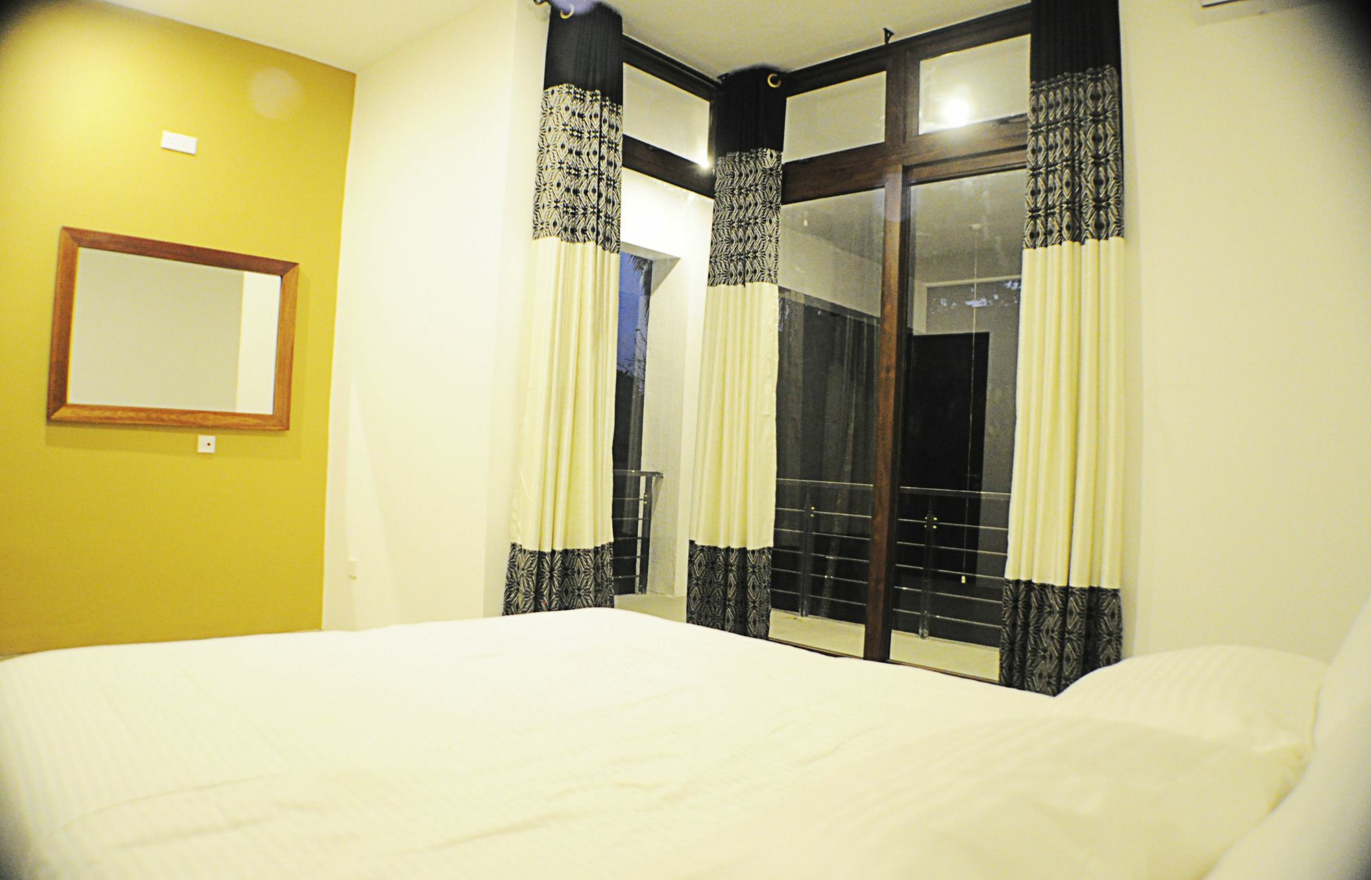 M&M Residence แคนดี้ ภายนอก รูปภาพ